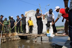 Sidoarjo Dorong Pembuatan Perdes Sampah Sungai