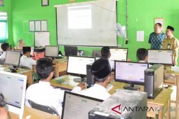 UNBK Tingkat SMP Di HST Sempat Terkendala Server