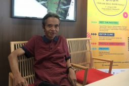 Ini puisi soal #dirumahaja dan perjuangan melawan corona dari penyair Joko Pinurbo
