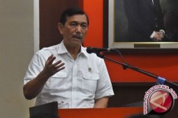 Luhut Binsar ajak masyarakat jangan golput