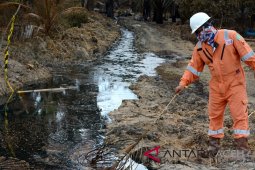 Pemkab Aceh Timur tambah armada sedot minyak