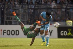 Persela Libas PSMS Medan