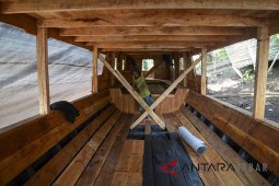 Produksi Perahu Terkendala Cuaca