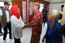 Puti Peroleh Kisah Ada Tokoh Samin Menghadap Soekarno