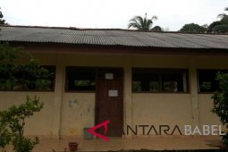 Anggota DPRD Bangka Tengah minta SD Pulau Nangka direnovasi