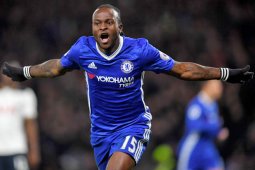 Chelsea resmi meminjamkan Victor Moses ke Spartak Moscow