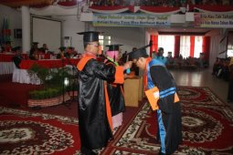 Rektor memaparkan capaian kinerja Unja 2016-2017
