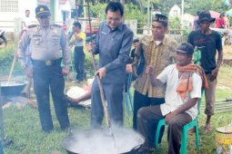 Wabup Bangka Barat mengajak warga lestarikan adat dodol bergema