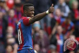 Bos Newcastle ingin FA selidiki komentar Zaha