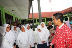 62 siswa absen saat ikut UN SMP