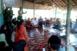Pelajar SAD berpuisi sambut dubes Uni Eropa