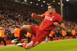 Lovren akui pernah sengaja sikut Ramos karena cederai Mo Salah