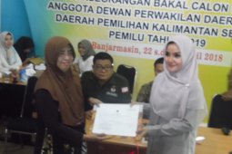 Perebutan DPD dapil Kalsel diikuti gadis "mellineal"