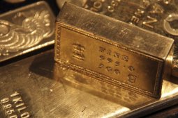 Harga emas naik di tengah ketegangan geopolitik