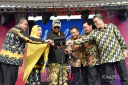 Gubernur Kalsel kampanyekan program masyarakat gemar membaca