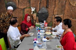 Jokowi Sarapan Soto di Semarang Awali Kunjungan Kerjanya (Video)