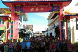 Gapura Kamponk Tionghoa Sanggau diresmikan