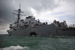 Kapal tangki hantam gedung bersejarah di Bosphorus
