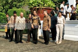 Jokowi dengan Budayawan Bersilaturahim (Video)