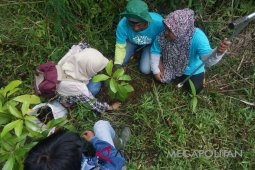 Warga Kabandungan Sukabumi "nabung air"