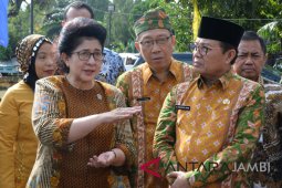 Menkes meminta pemda mengoptimalkan rumah sehat desa