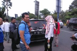 Unik Satnarkoba Polres geledah mobil BNNK Tebing Tinggi