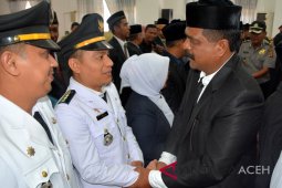 "Kabinet" Pemerintahan Hasbalah-Syahrul dilantik
