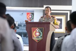 Polisi dituntut profesional dan berkembang