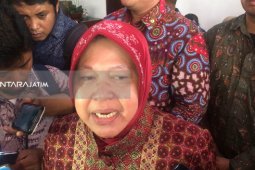 Risma : Roda Perekonomian di Surabaya Turun Pascateror Bom