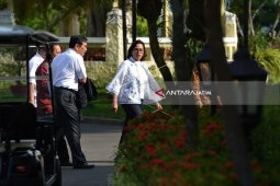 Jokowi Minta Laporan para Menteri Upaya Hapus Berbagai Aturan Penghambat