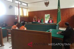 Kakak beradik pembunuh rekannya divonis 20 tahun
