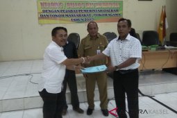 LSM minta DPRD ikut berjuang penolakan tambang