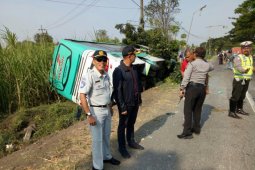 Dua Bus Tabrakan di Nganjuk Sebabkan Tiga Meninggal