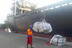 Contoh  pupuk asal China dibawa ke Bogor