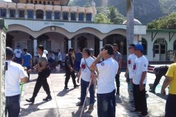 Kawanua di Gorontalo Bakti Sosial di Mesjid Leato