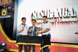 Buku "Sasirangan" hadir di toko buku seluruh Indonesia
