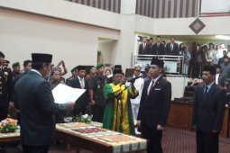 Bupati Tanah Bumbu lantik tiga pejabat struktural