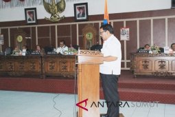 Dewan kritik LKPj Bupati Labuhanbatu
