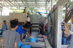 Kemenperin Beri Pelatihan Santri Lirboyo Cara Mengolah Limbah Plastik