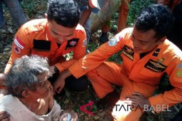 Basarnas Babel evakuasi nelayan hilang di alur Sungai Selindung