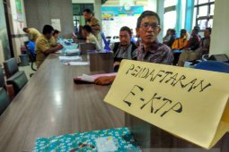 Dispendukcapil Bojonegoro Proses "Suket" KTP Kolektif Untuk Mencoblos