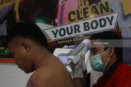 Hapus Tato Jelang Ramadhan