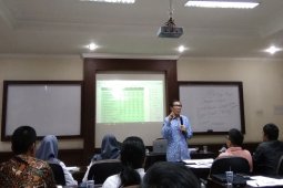 Generasi milenial perempuan biasa baca label sebelum beli produk