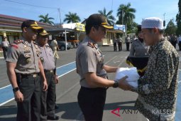 Kapolres Umrahkan Marbot Masjid Nurrurasulli Polres Banjarbaru