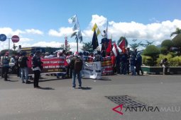 Buruh Malut pusatkan unjuk rasa di Ternate