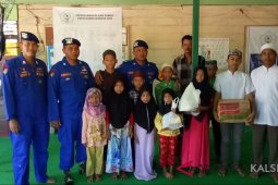 Patroli Sembari Berbagi dan Ajak Anak Baca Buku