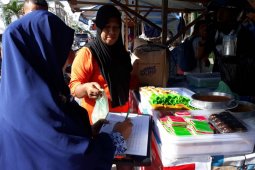 Disperindag akan periksa kelayakan edar makanan-minuman