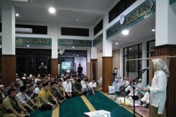 Safari Ramadhan Airin Sosialisasikan "Siaran" Tangsel