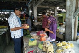 Pemkab Asahan lakukan pengawasan makan mengandung formalin