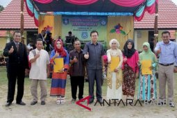 Wabup Bangka Barat minta lulusan SMA melanjutkan kuliah